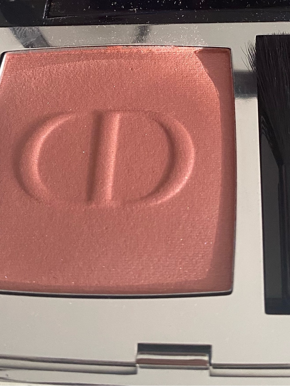 Dior Shimmer Powder Blush in 339 Sillage Satin - Picture 4 of 4